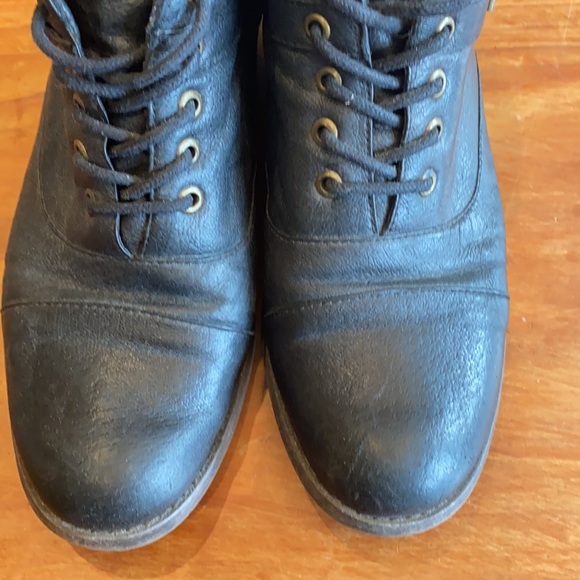 Steve Madden Stinger Fold Over Ankle Black Leather Boots - Picture 12 of 16